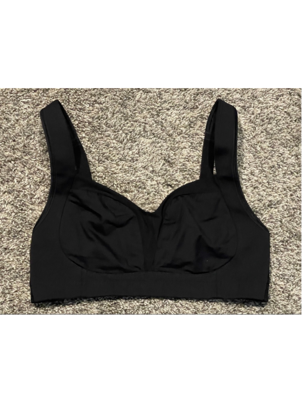 Lululemon Ta Ta Tamer Bra, Size 32D, Black, EUC